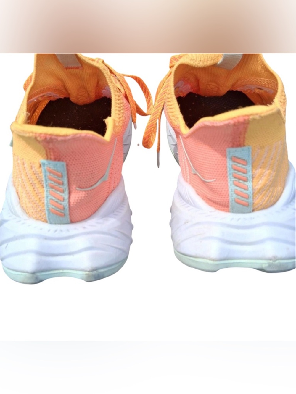 Hoka Carbon X3 Running Shoes Women’s Size 8 Carbon Plate Excellent Condition - Picture 4 of 5